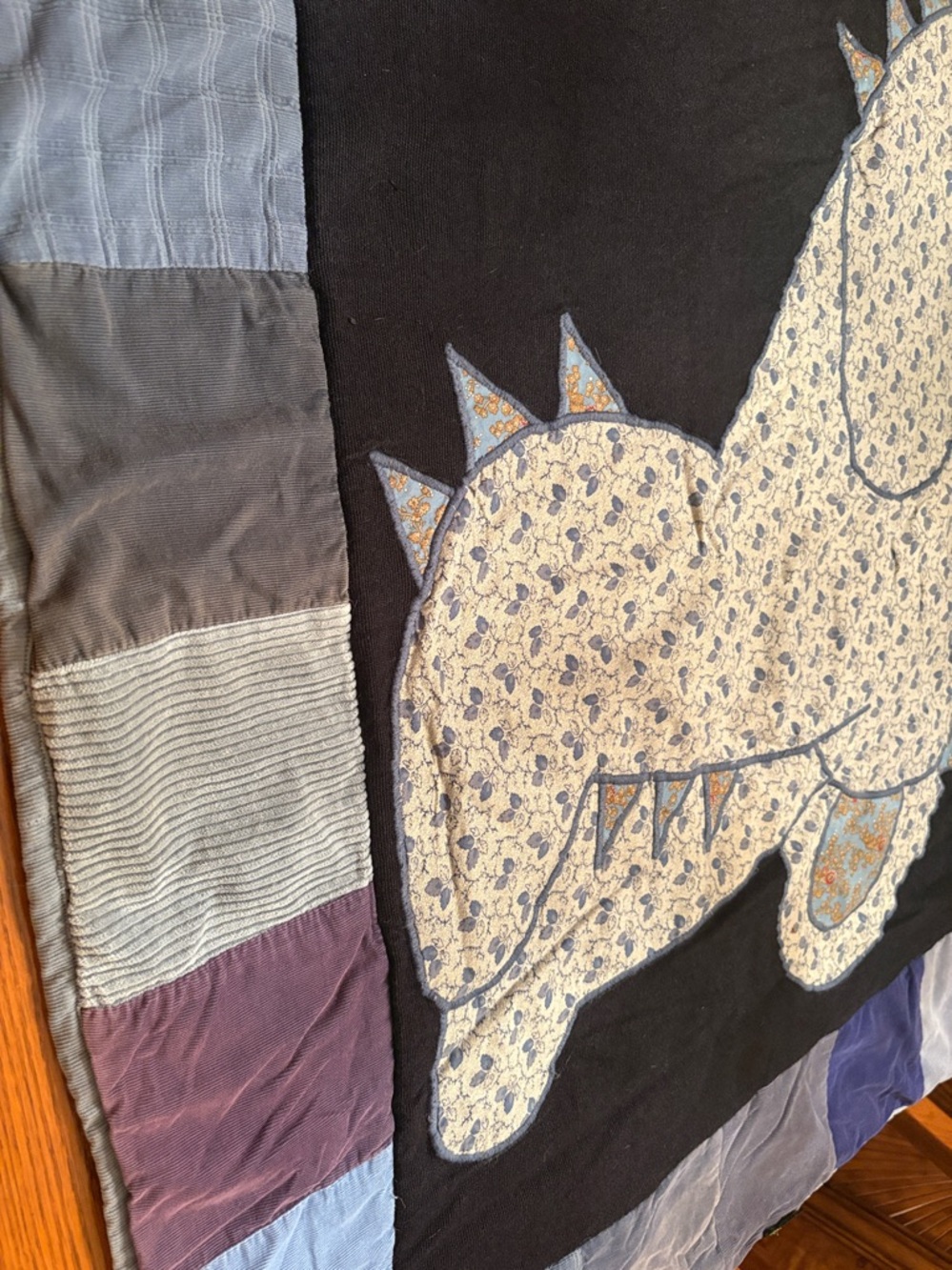 Plush Grateful Dead dancing bear patchwork Quilt - blues - Picture 4 of 4